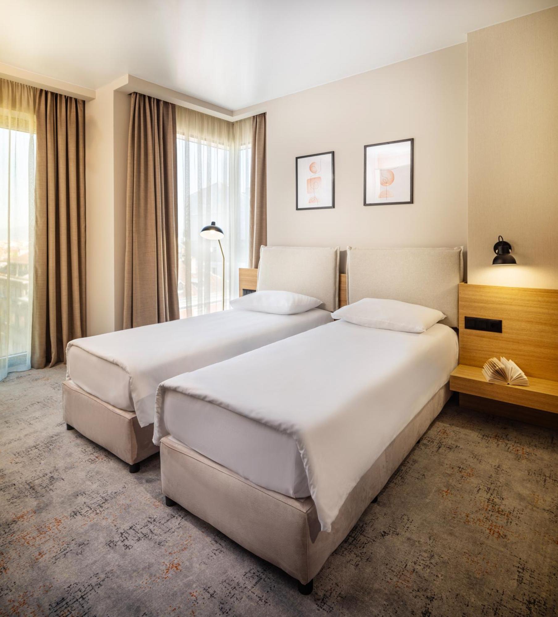 B1 Downtown Hotel Софія Екстер'єр фото